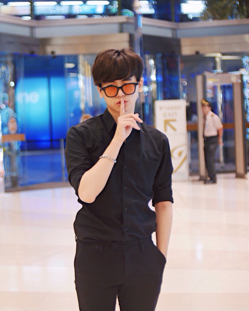 Mrsadmoon's tweet photo. 비밀이야~💋 #ชู่วววเก็บเป็นความลับนะจ๊ะหนูๆ https://t.co/ld1qzZfFdP