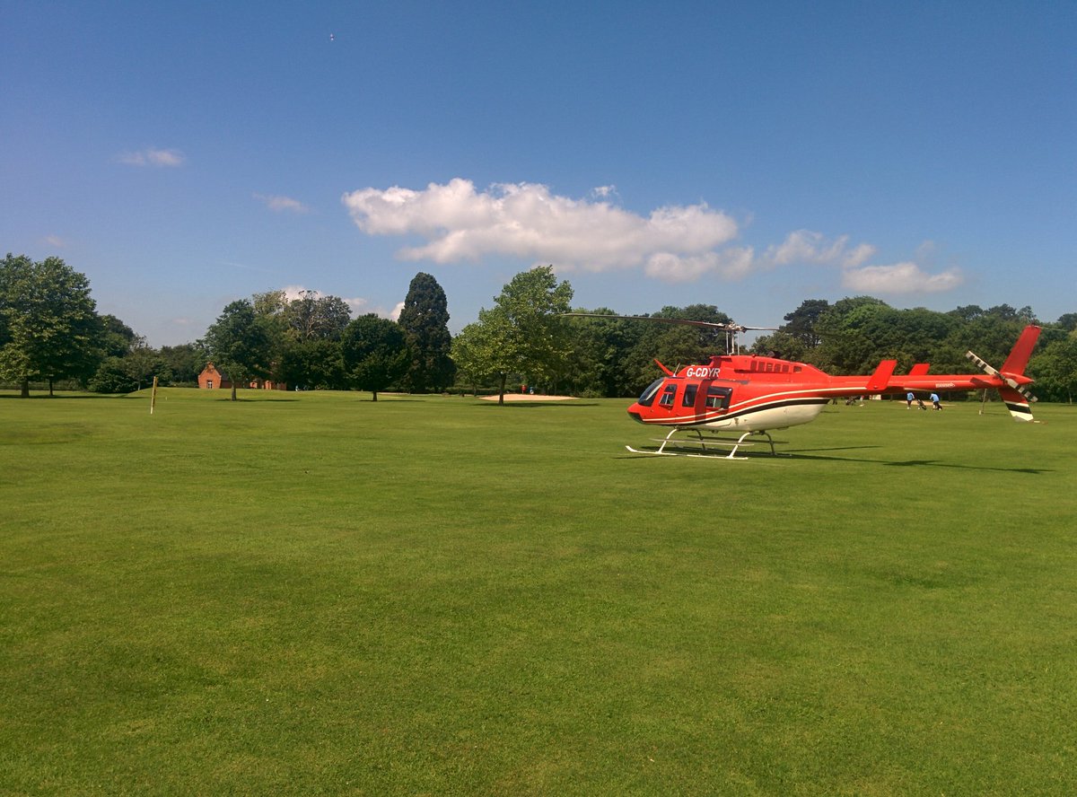 HeliJetLeeds's tweet photo. Wedding Charter to @Aldwarkmanor today, great day for a wedding and fantastic views of York. https://t.co/q8tXx130wW