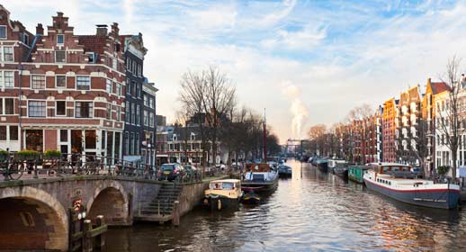 WorldwideTrav's tweet photo. Traditional Christmas Markets on the Rhine - 5 days - Save up to £100pp - Price £629pp - Departs 14 Dec 2017 - https://t.co/6iW590Reb4 https://t.co/7DWO2IggEW