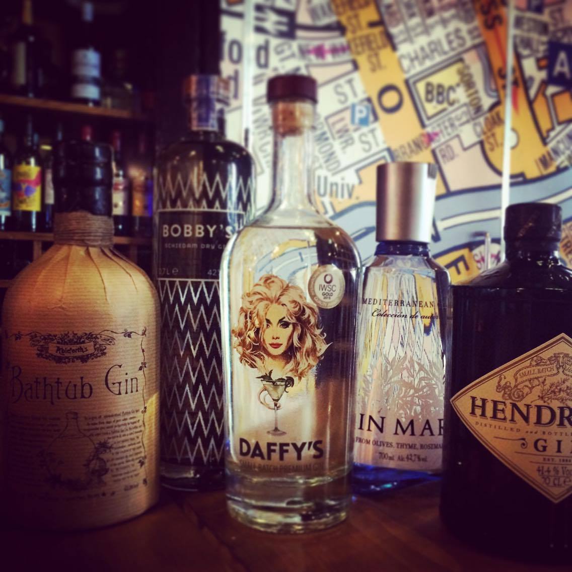 TheGinBible's tweet photo. The weekend has arrived and the sun is shining #Manchester! Must be time for #gin @TheAtlasBar🍸🌞 https://t.co/kdF2MbbNe6