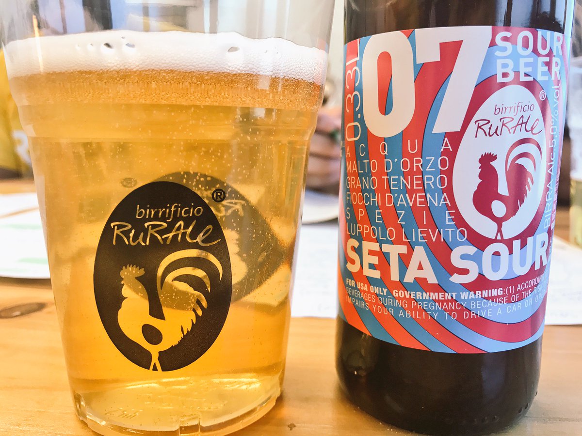 BrambiValentina's tweet photo. Al birrificio mi hanno visto bere #SetaSour @BRurale e mi hanno detto che sono una buongustaia 😉😁✌️🍻
È vero! 🍻🍻🍻 https://t.co/2MYFK8JfVq