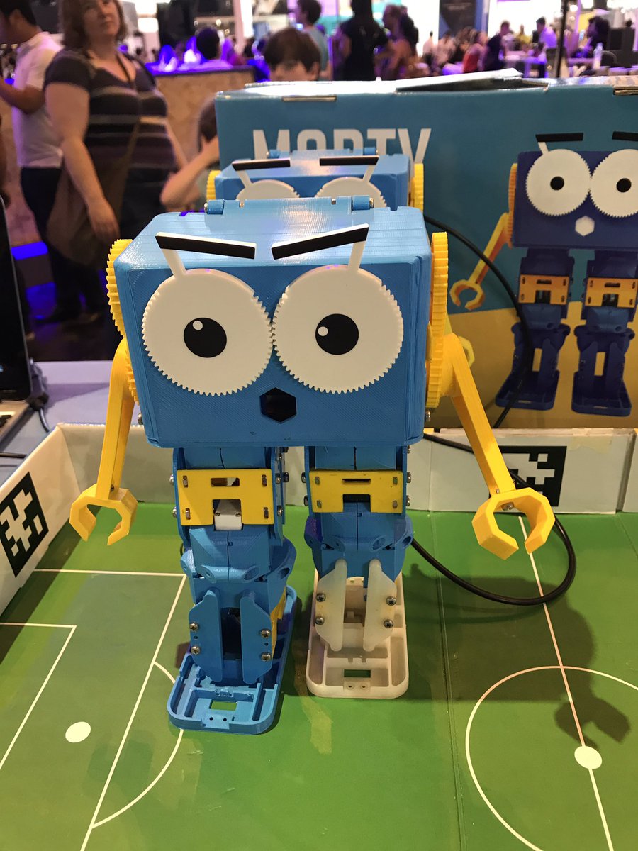 cdams86's tweet image. @RoboticalLtd I love your Marty Robot! Lovely idea. Good luck for your funding! #VivaTech