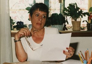 AcademiaGalega's tweet photo. "A miña relación con Galicia e a miña opción pola súa lingua é unha historia de amor". Mª Victoria Moreno #DLG2018 https://t.co/LK9HPpBoIB https://t.co/Jav6aDlecd
