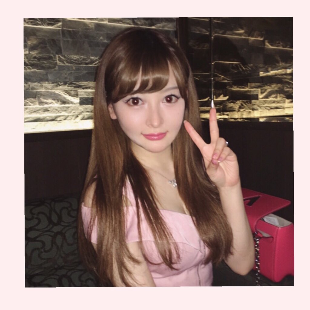 この間お客様にとってもらった 写真(・ω・｀彡 )з✨ そして他人撮りで