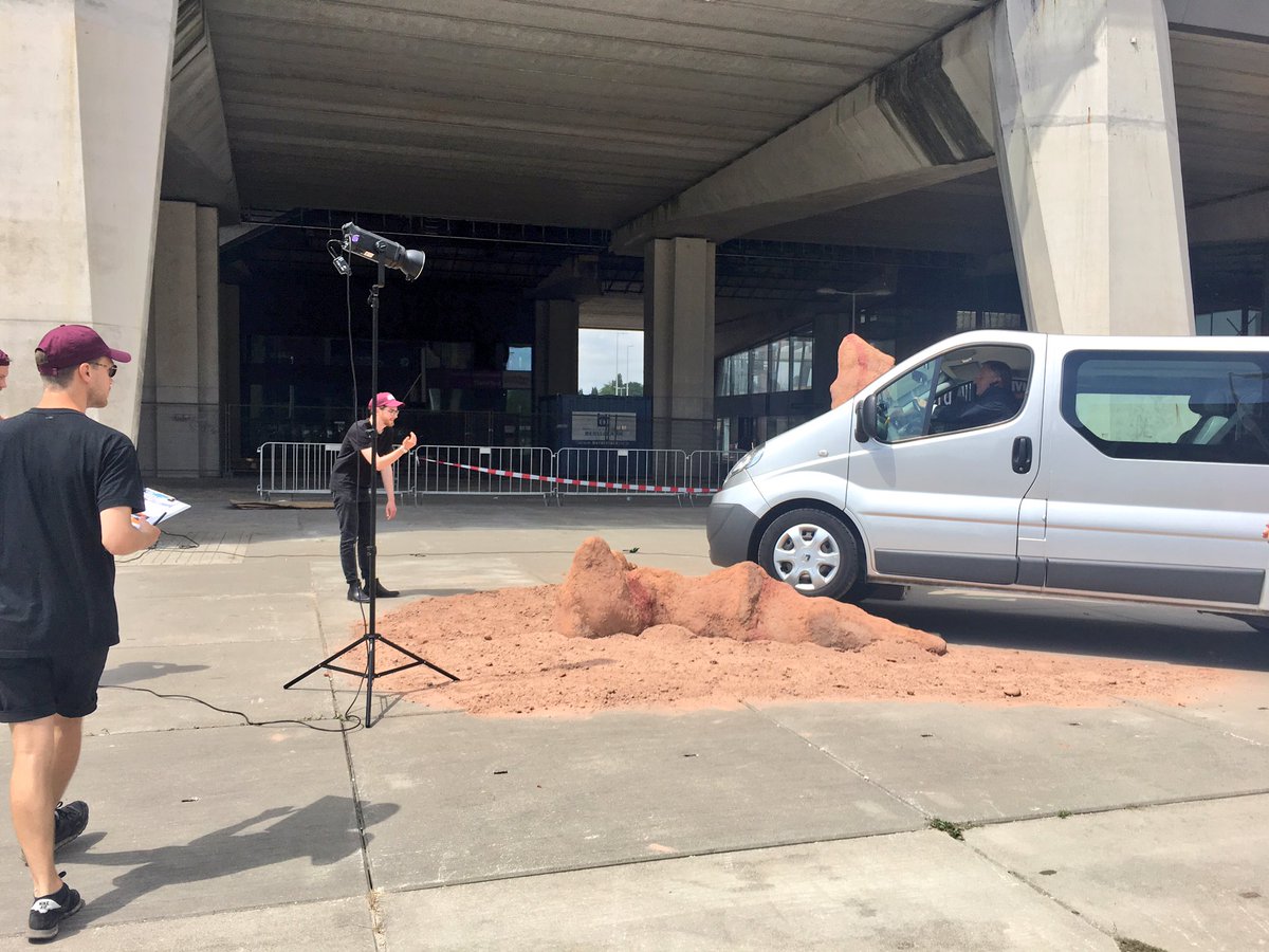 Henri J Sandront tweet media