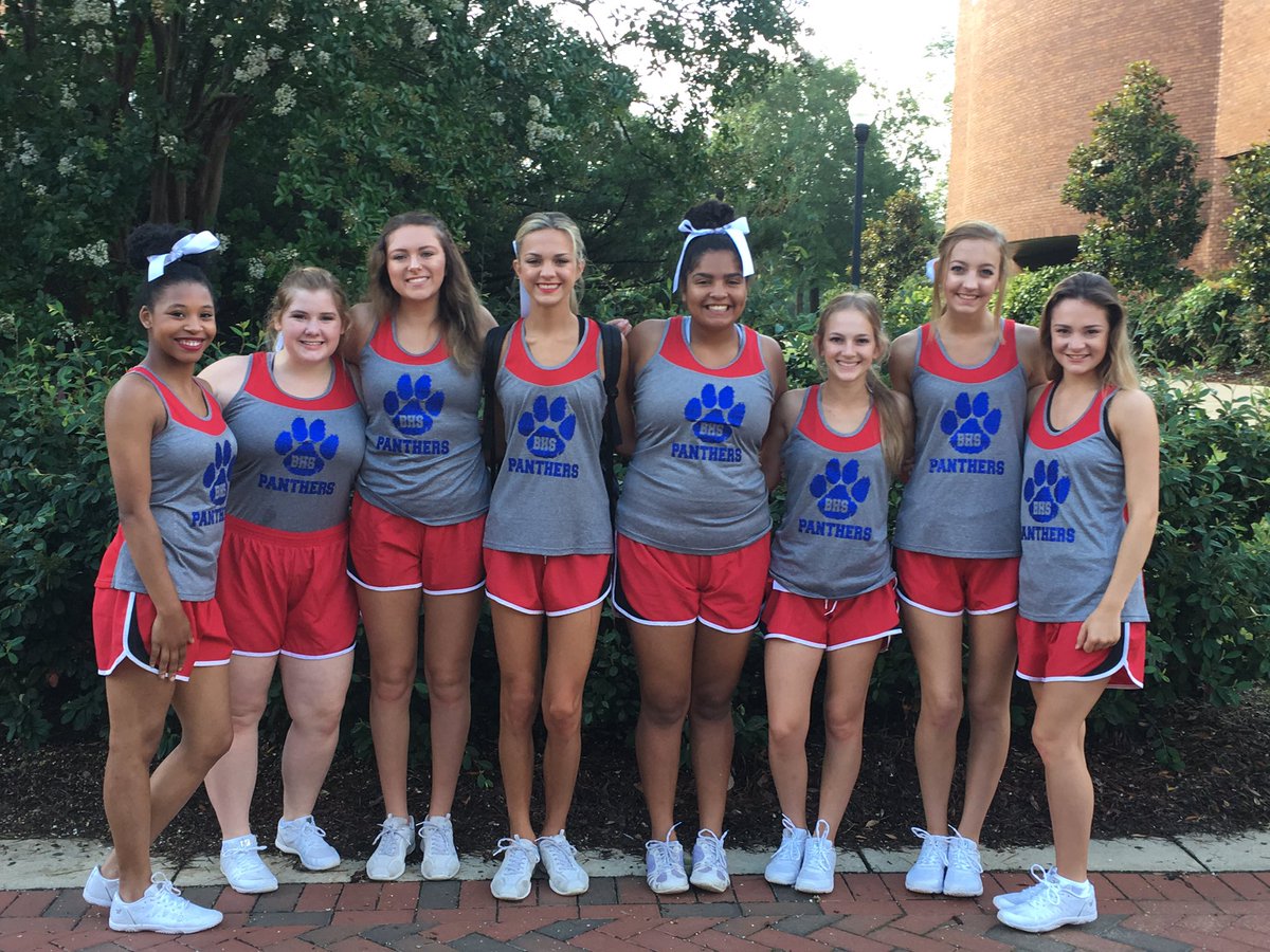 OleBrookCheer's tweet photo. Bringing on day 3! #OBCheer https://t.co/TmwnWglyHu