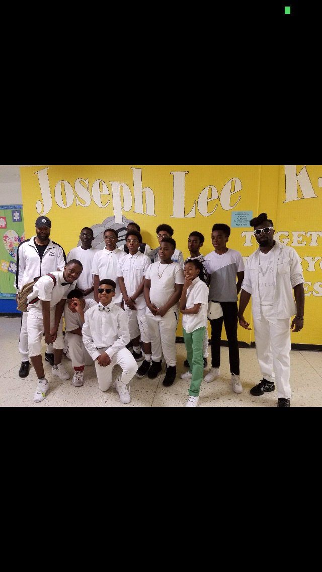 AlMcClain4's tweet photo. #jrnbacoybos
#All White Party
#Lee School https://t.co/x09I6QItIt