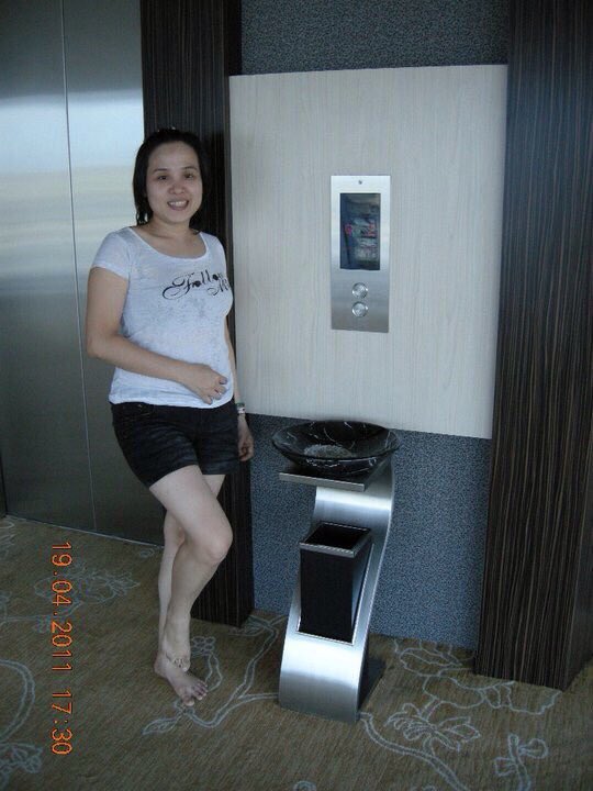 berteman999's tweet photo. Nama     :      Aling

Kota        :      Jember

Pin BB     :      Ada https://t.co/z0jDUIBOno