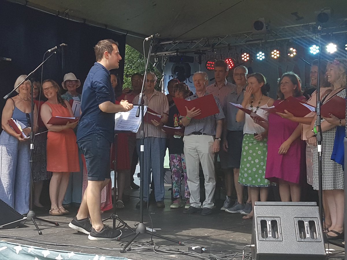 hvf2017's tweet photo. Vox Steady  are ready...... @hvf2017 #sunshine #oxford https://t.co/Jc3ORgv1YR