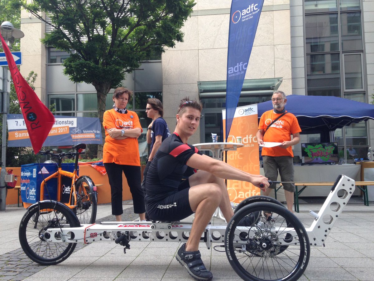 ADFC_LSA's tweet photo. Cooler Besuch auf dem #fat17 ein #rowcycle! #radlandjetzt https://t.co/mLI2lKsQaV