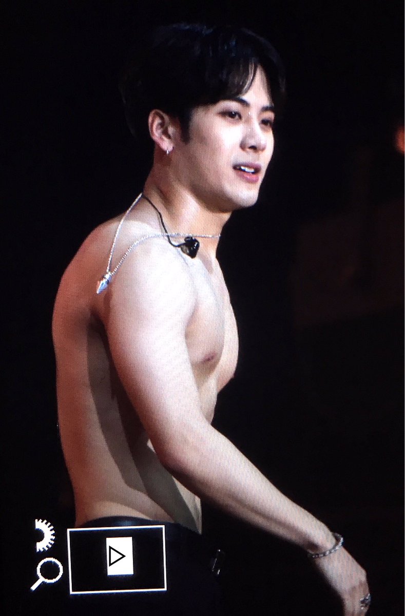STEREOMOOD852's tweet photo. 170617
#GOT7 #JacksonWang #갓세븐 #잭슨 #王嘉爾 https://t.co/MQNpD1Z0Hy