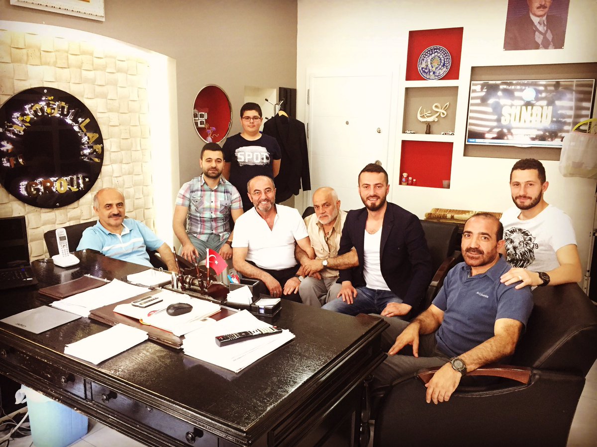 @BPasa_Kaymakam Sn. Osman CANBABA'ya ziyaretlerinden dolayı tşk ediyoruz.Kendilerinin bize ansız yaptığı bu sürpriz ziyareti çok mutlu etti.