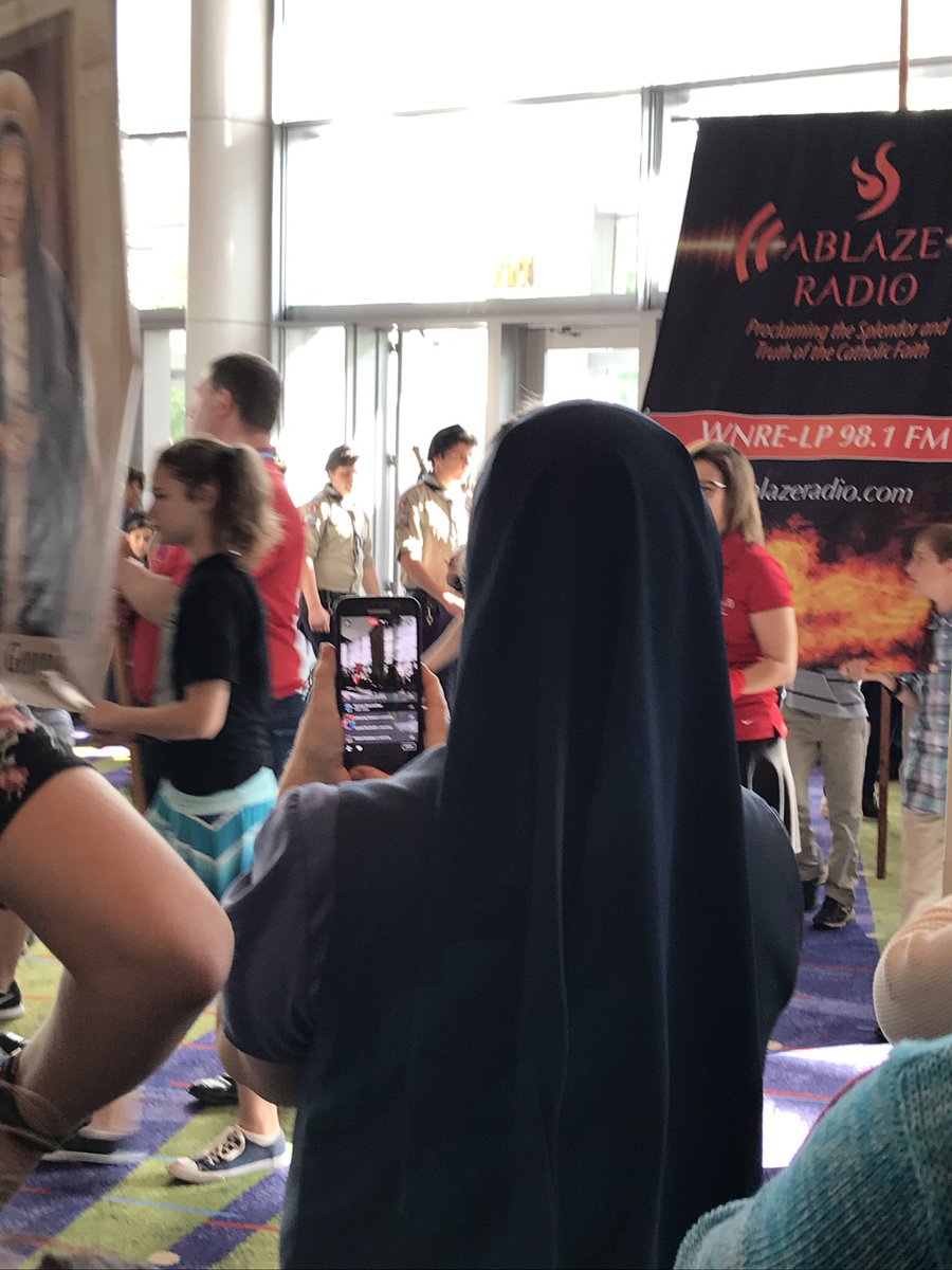 rjean_louis's tweet photo. At the #ATLEC2017 where even nuns are high tech streaming the morning procession on FB Live! @archatl https://t.co/P6xgdzlNt6
