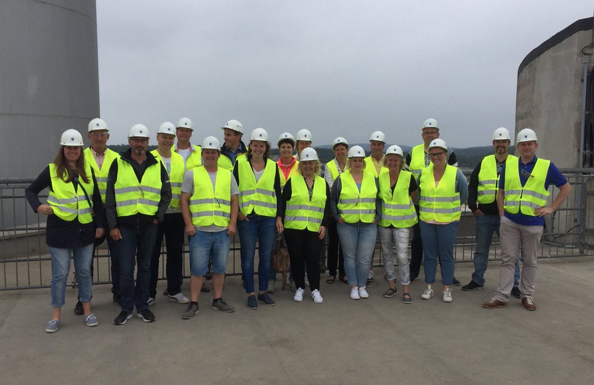 vdboschbeton's tweet photo. Personeelsuitje naar onze cementleverancier #dyckerhoff https://t.co/nIYEkp0ZwB