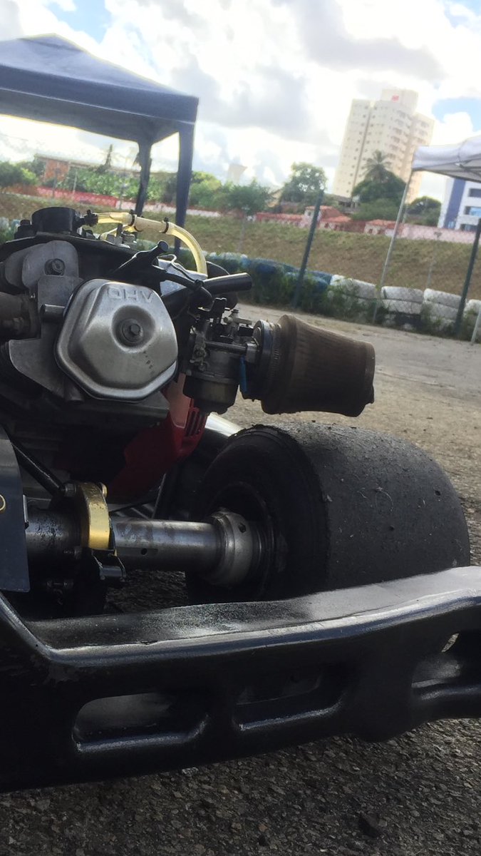 carlosfilho81's tweet photo. Mais uma etapa do maranhense de kart! #kart #cksl https://t.co/tUUNq3KlYw