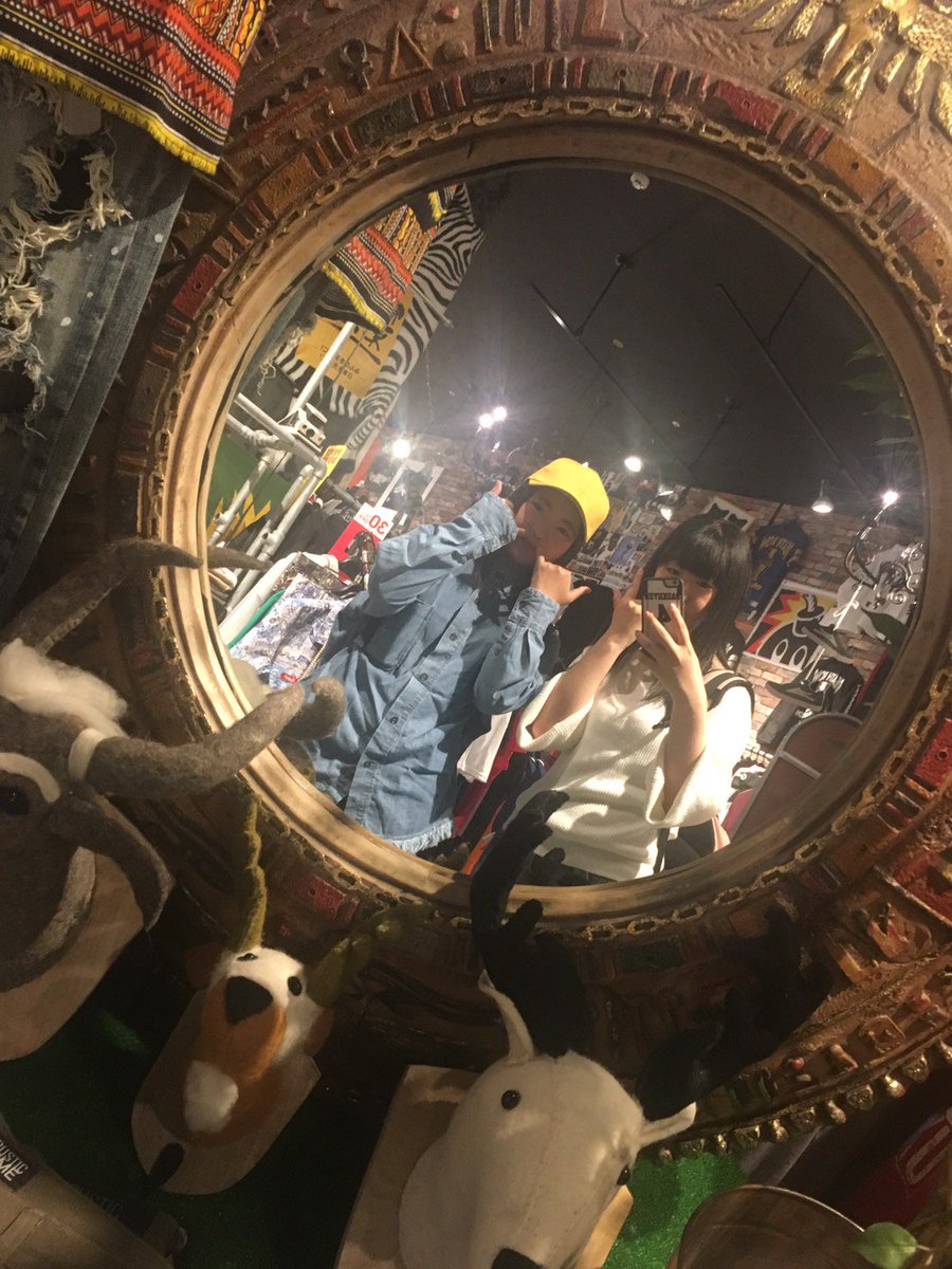 g___treasure08's tweet photo. 花火大会楽しかった🎆🎆💗
弓道部かっぷるおおすぎてつらを🙈
来年も4人でいこうね〜😾💔 https://t.co/k9LOYetR2T