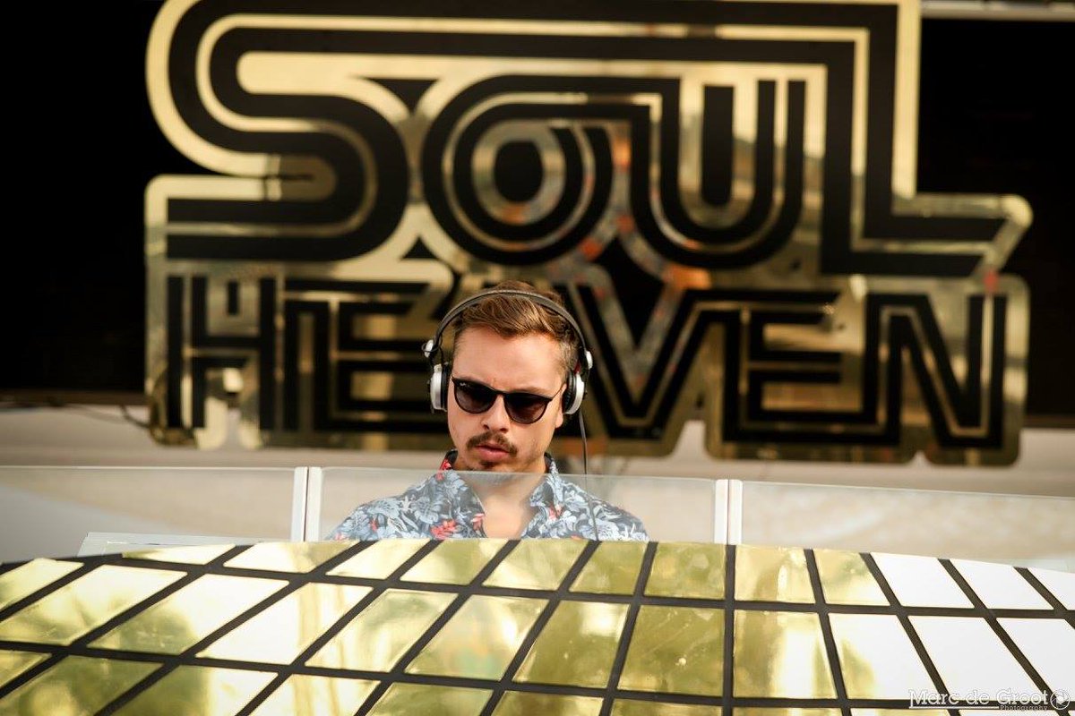 Cant wait to get our #discogrooveon with <a href="/PurpleDiscoM/">Purple Disco Machine</a>  <a href="/djtomcrane/">Tom Crane</a> <a href="/DJGrantCollins/">Grant Collins</a>  around the pool @OceanBeachIbiza