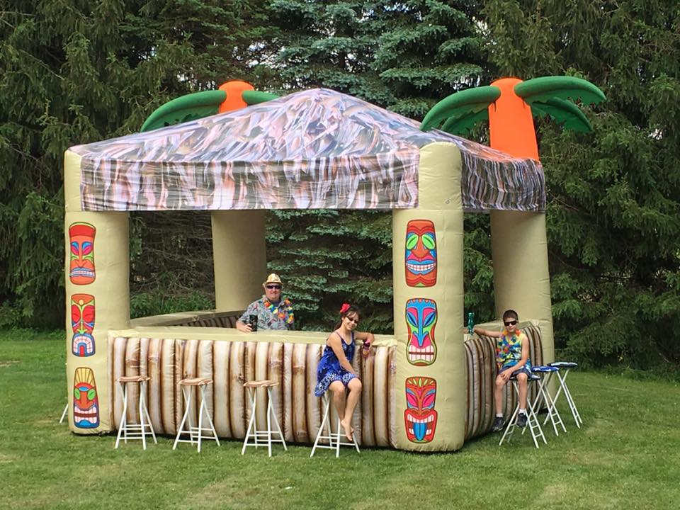 InflatableTiki tweet picture