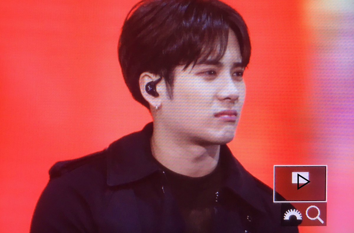 STEREOMOOD852's tweet photo. 170617
#GOT7 #JacksonWang #갓세븐 #잭슨 #王嘉爾 https://t.co/nSPjBt3mNY