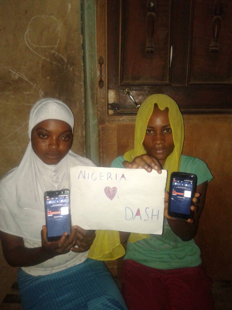 I just create dash Wallet #FirstDashWallet @AmandaB_Johnson
XvCGFFrRo1QcwcG4A6BtWaSVVSanozPPuQ