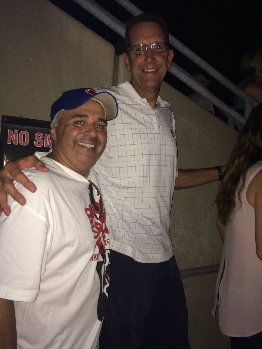 pnonos's tweet photo. #U2TheJoshuaTree2017 and #OneRepublic were great in #Louisville last night. Even ran into ex-Bull #WillPerdue during the encores. https://t.co/vIrSGSGWrM