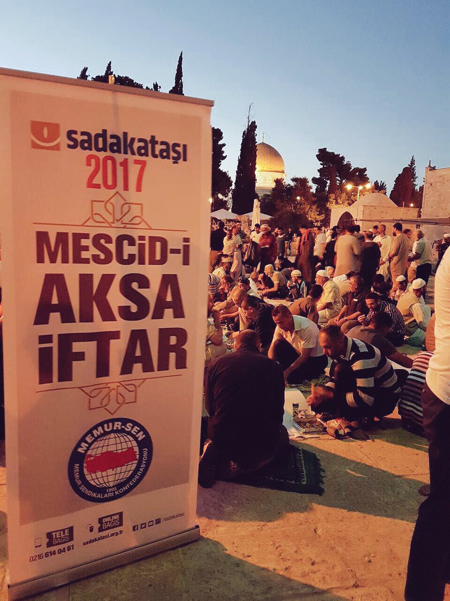_aliyalcin_'s tweet photo. Mescid-i Aksa’yı gördüm düşümde 
Götür müslümana selam diyordu 
Dayanamıyorum bu ayrılığa 
Kucaklasın beni İslâm diyordu

M.Akif İNAN https://t.co/89JjBUDDkH