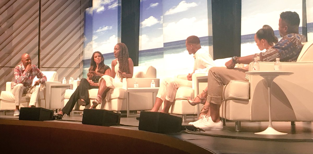 Briana_Dre's tweet photo. #ABFF2017 #NewFacesOfTv one of the best panels Ive attended thus far. Was drawn to tears literally. Speaking truth. 👏🏼👏🏼👏🏼 https://t.co/AYQkoyosgv