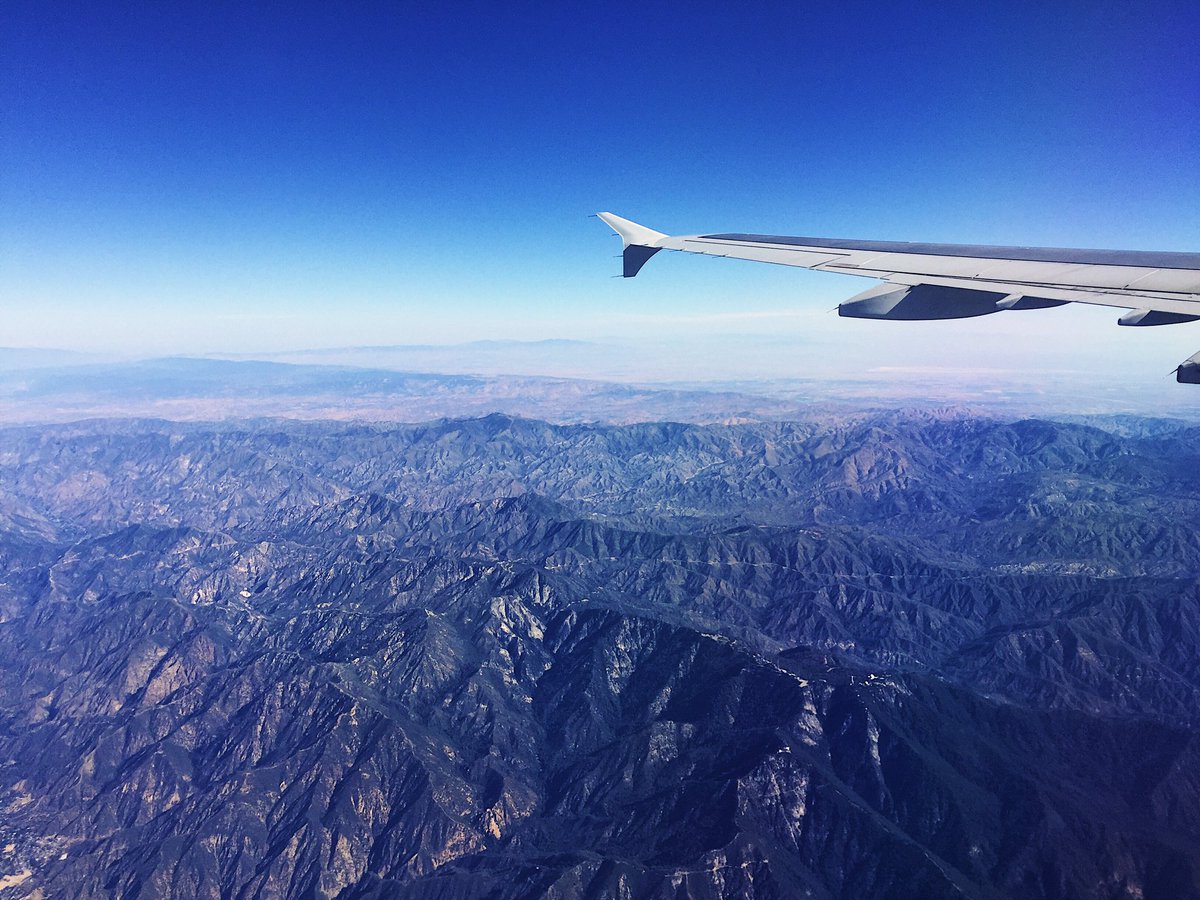 csavo89's tweet photo. California, you were fun! #Firefly you are next! #TourLife #ProductionFlow #PlaneLife #California #Travel #FreeDanAvery https://t.co/HljPbeLoeY