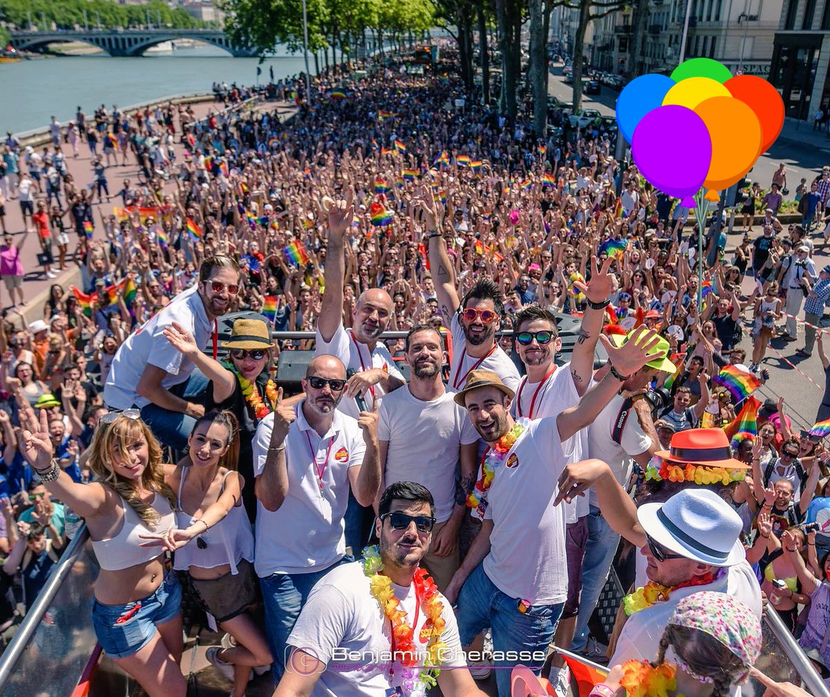 FredoScoop's tweet photo. Let's Proud Lyon ! 🌈💜💛💚💙❤️#MarcheDesFiertes #gaypride #lyon https://t.co/QOxweYZuNm