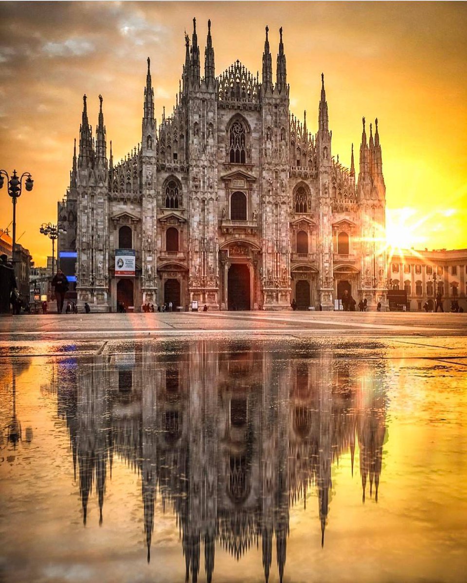 LuoghiDalMondo's tweet photo. Il Duomo di Milano, #Lombardia https://t.co/FONsClCHSt