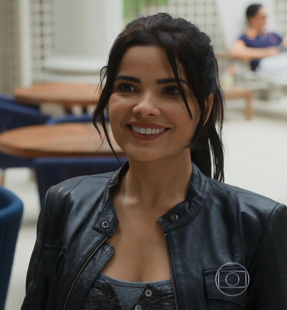 SonrioPorAnahi's tweet photo. dona da novela vulgo vanessa giacomo https://t.co/LfmHtiMsuk