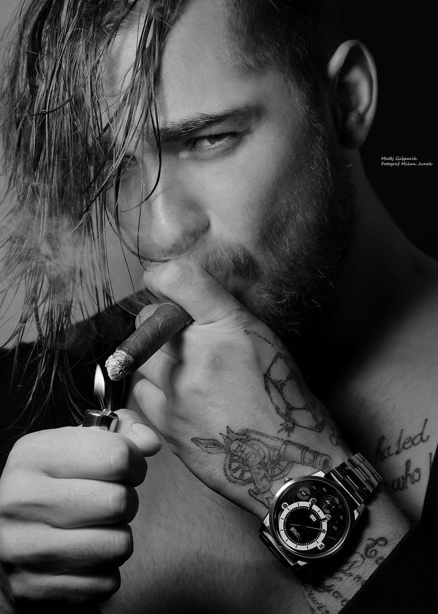 MilanJunek4's tweet photo. Czech male model: Matěj Gašparik
Photographer : @MilanJunek4 https://t.co/Xc6BWzOxNE