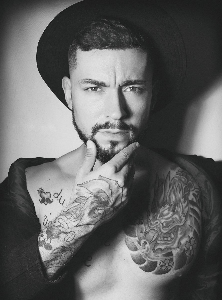 MilanJunek4's tweet photo. Czech male model: Jirka Korytár
Photographer: @MilanJunek4 https://t.co/Yvf8VO0k4q