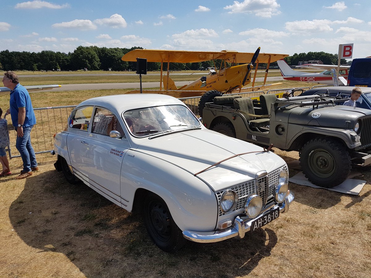 Classic Cars &amp; Aeroplanes @ Breda International Airport, Saab 96 Monte Carlo 850 (DinDin), #Saab 91b Safir, Saab 96 bullnose
