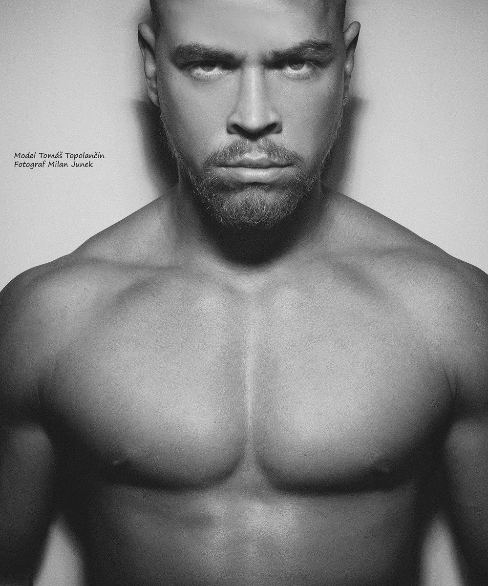 MilanJunek4's tweet photo. Czech male model: Tomáš Topolančin
Photographer: @MilanJunek4 https://t.co/bz2GHtjZ3E