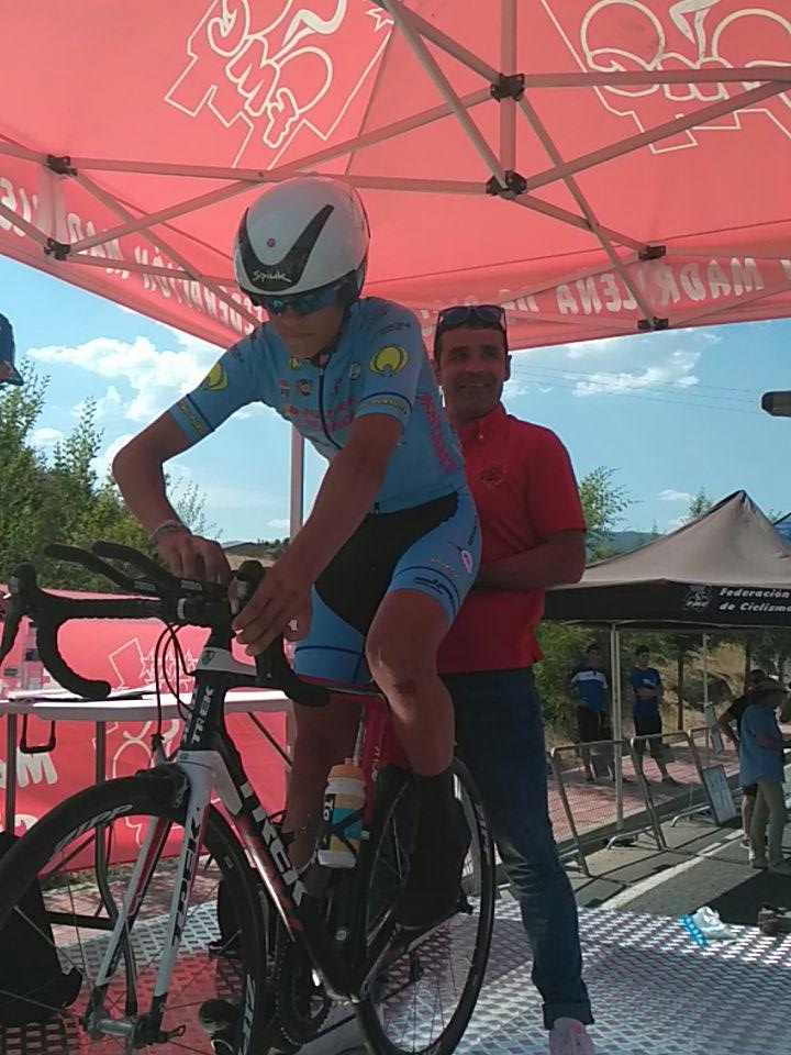PelotonTenerife's tweet photo. #ChallengeFMC2017 salida de @pedroalcazar24. https://t.co/Mav7GKg9Ro