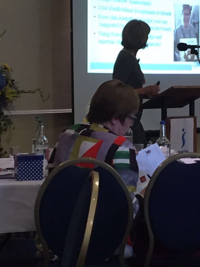 <a href="/SoroptiGouda/">Soroptimisten Gouda</a> #MarieChristine just presented the results of <a href="/SyrieB2School/">Syrie Back2School</a> at the @SIGBI1