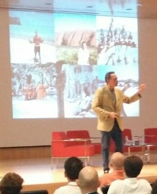 LeaderVirtuous's tweet photo. ¡Muchas gracias @jacoboparages un auténtico ejemplo de #liderazgovirtuoso 😉! https://t.co/WGAvos4X08 https://t.co/zsfxOS3788