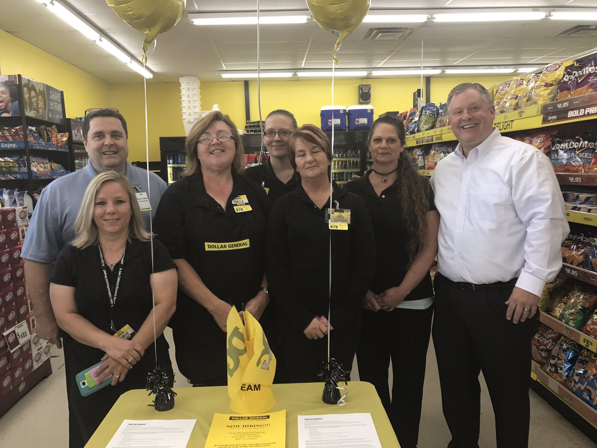 Joeanderdg's tweet photo. Fun Day in #FayetteAL @DGCareers DM Greg & Team hosts DG National Hiring Event #ComeGrowWithUs #CareerOpportunities https://t.co/QO7uFczqD7