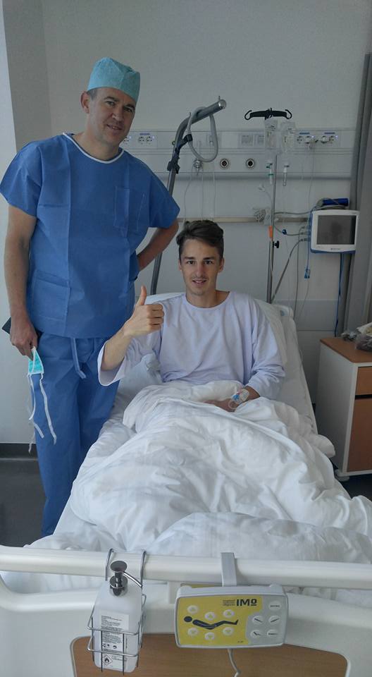 HvalaJaka's tweet photo. Operation is successfully after me! Thanks to dr. Stražar &amp; his team of MD Sanatorij Ljubljana for good work and excellent care! #bepositive https://t.co/T1Z3Qm0d8P