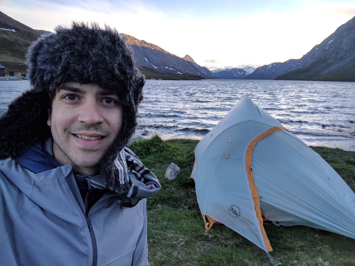 WhatJeremy's tweet photo. Camping out at #Gjendesheim  in preparation for hiking the #Besseggen  ridge in the morning. #whatjeremy 
Besseg... https://t.co/BNxY8qX1bt