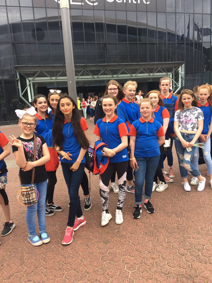 1stUddGuides's tweet photo. Tartan Gig we're ready for you!! @GirlguidingScot #TartanGig https://t.co/URxQzDJ49g
