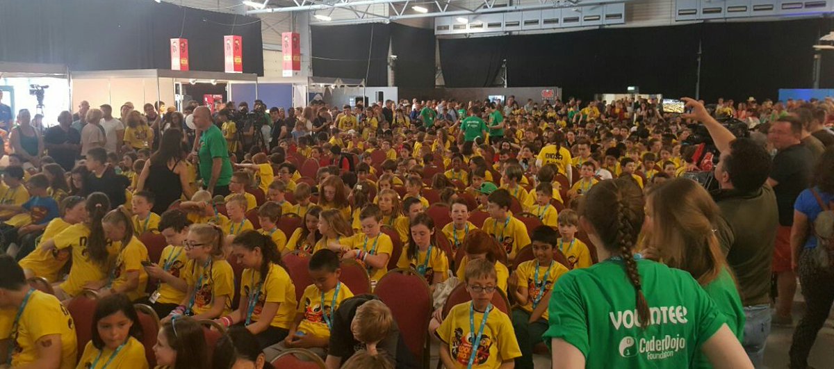 CoderdojoTurkey's tweet image. Army of young coders :) #1000ninjas #CoolestProjects #coderdojoturkiye @CoderDojo