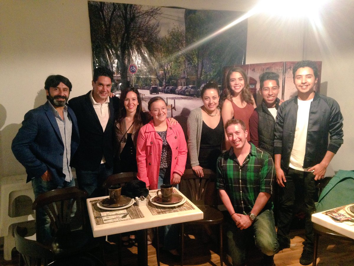 Ese Beso TC tweet media