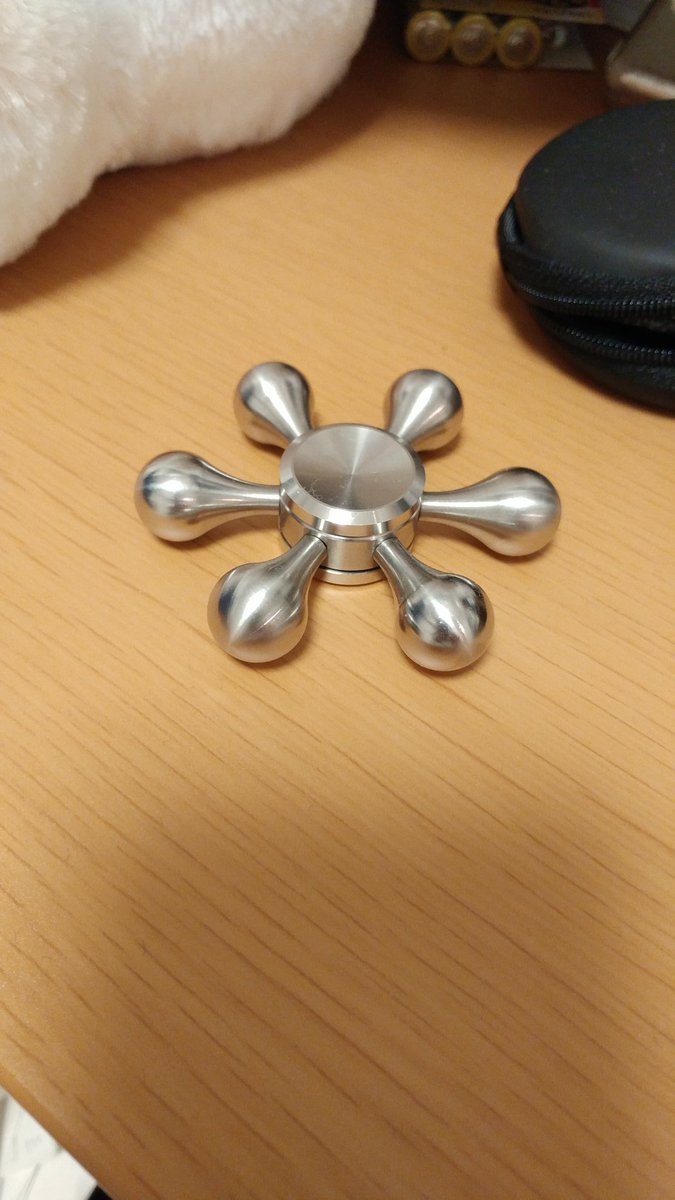 眞風 ハンドスピナー このデザイン好きなのでamazonで買ったんですよ そうしたら今回ヒカキンさんとセイキンさんが 水道 って名前をつけてくれて しかも最強だと言われて 自分が買ったハンドスピナーが有名になるのは嬉しいですね 水道は4分強 眞風 ハンドスピナー このデザイン好きなのでamazonで買ったんですよ そうしたら今回ヒカキンさんとセイキンさんが 水道 って名前をつけてくれて しかも最強だと言われて 自分が買ったハンドスピナーが有名になるのは嬉しいですね 水道は4分強