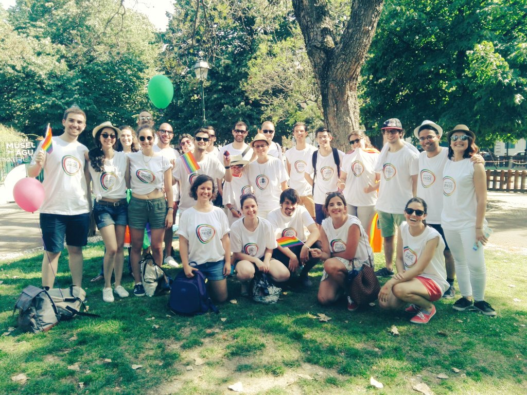 pfMoniz's tweet photo. @BNPParibas team in #Portugal . #bnpppride in #Lisbon for diversity in the workplace #pride #genderequality https://t.co/vAfroz4P2l