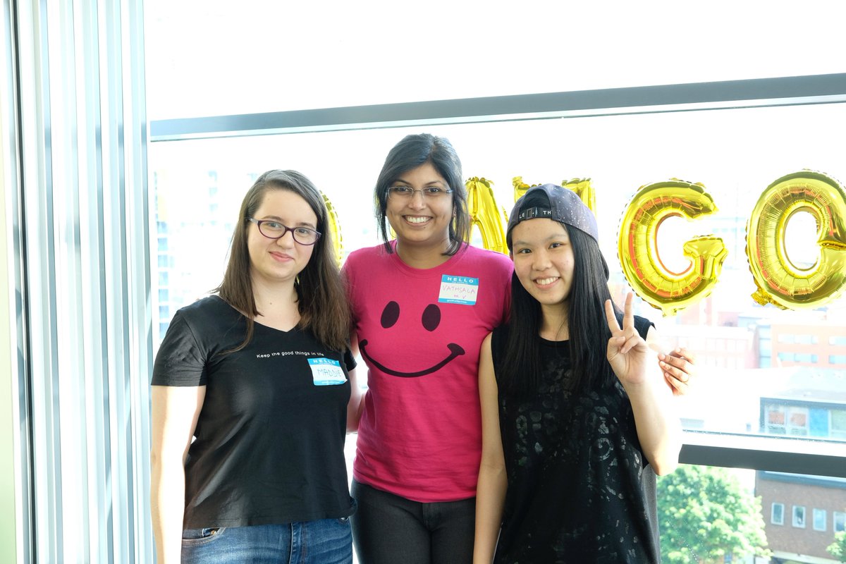 djangogirlsshef's tweet image. Team photos... #dgSheff