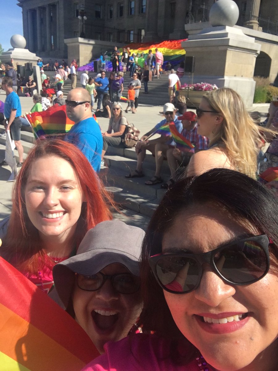 magentachicks's tweet photo. Boise Pride!!! #magentapride #208pride #magentachicks https://t.co/VTgKNQLoM3