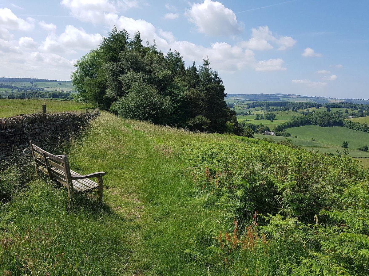 StephenSymons2's tweet photo. There was no stopping today to enjoy a perfect opportunity to sit & enjoy views today #bootbash #bench #scenery https://t.co/c30gtJprdU