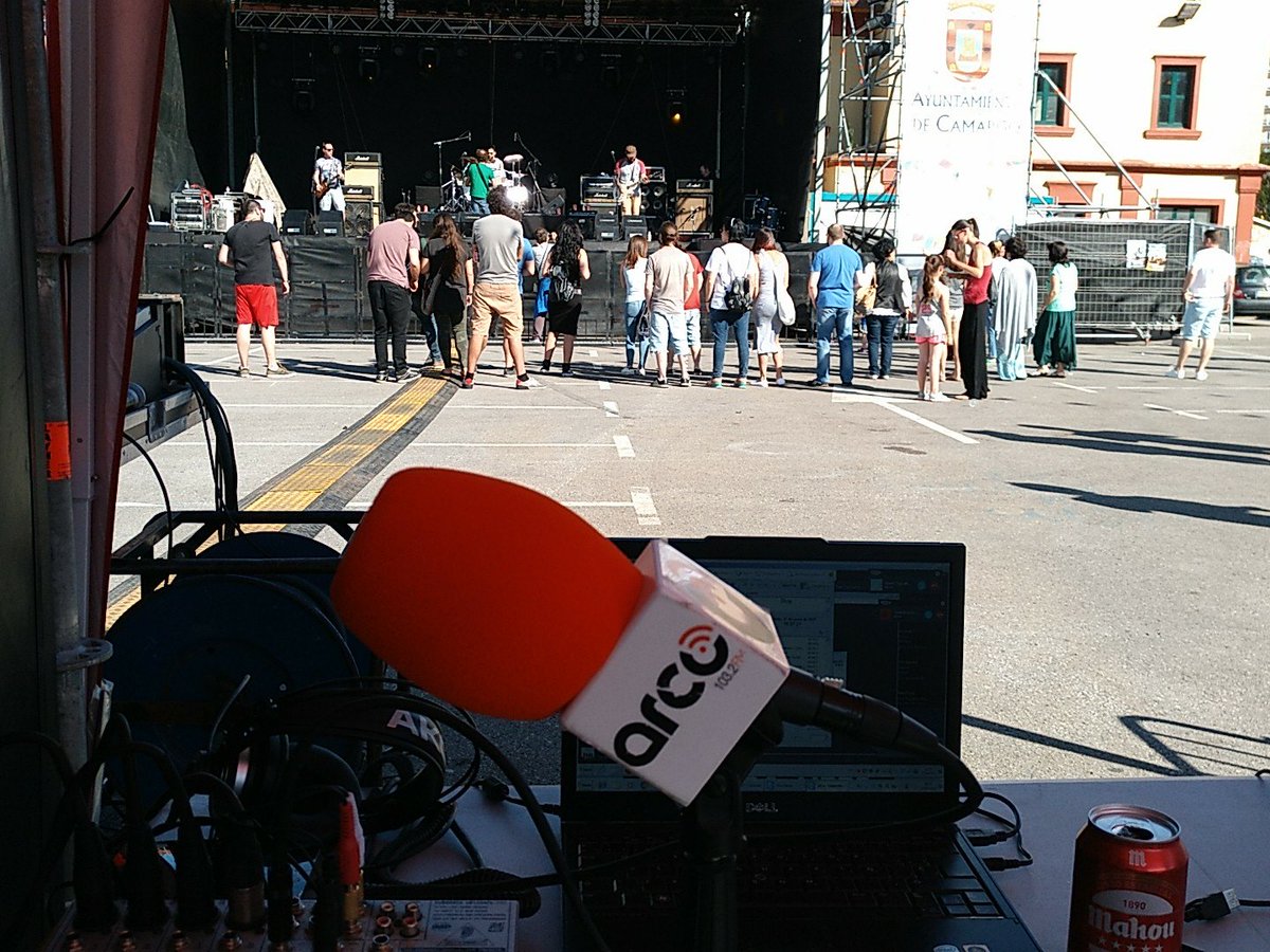 En directo con la gente de <a href="/ArcoFMCantabria/">ARCO FM Cantabria</a>